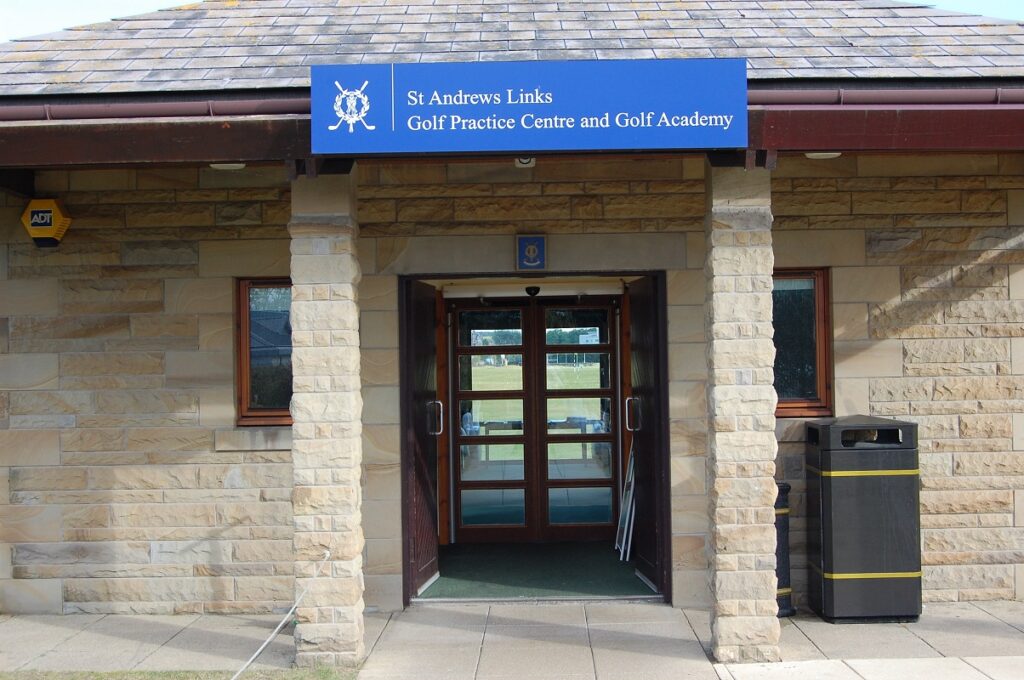 Golfa dzintene St Andrews