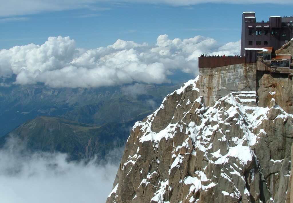 Alpu virsotne Aiguille du Midi