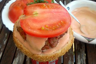 Mājās cepts burgers